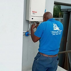 Gas geyser installation
